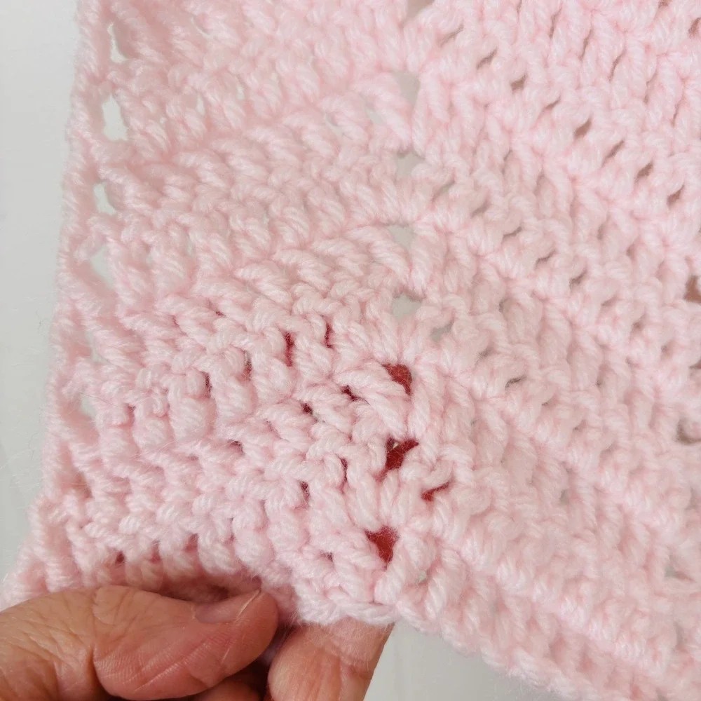 Handmade Pink Crochet Baby Doll Blanket Scalloped Hem 19